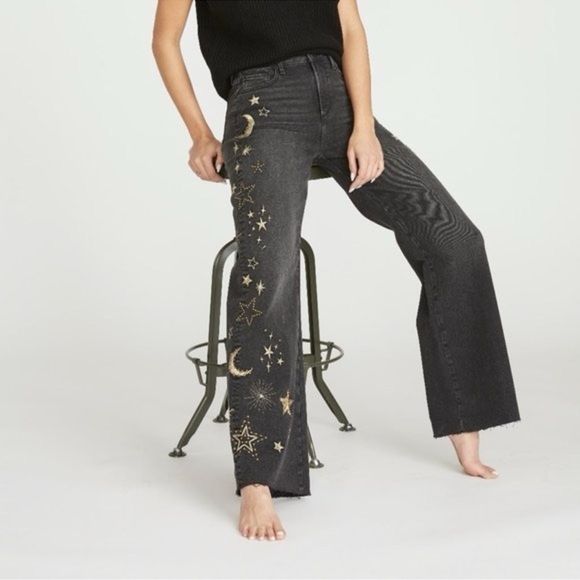 NWT DRIFTWOOD FREE PEOPLE CHARLEE CELESTIAL EMBROIDERY STUDS 32” JEANS 🌖 - Picture 4 of 10